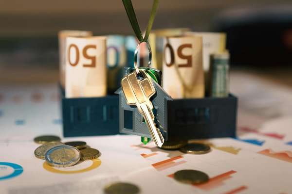 Wie kann ich ein Immobiliengeschäft erfolgreich abschließen?